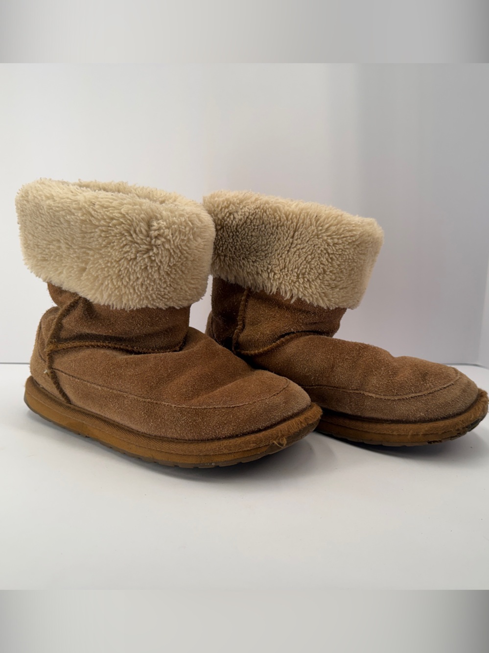 Emu Kids Chestnut Brown Suede Boots with Cream Faux-Shearling Cuff